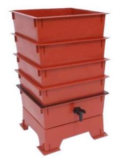 Natures Footprint Factory 4-Tray Terracotta Natures Footprint Factory 4-Tray Terracotta