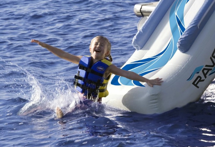 Rave Sports 00001 Pontoon Slide