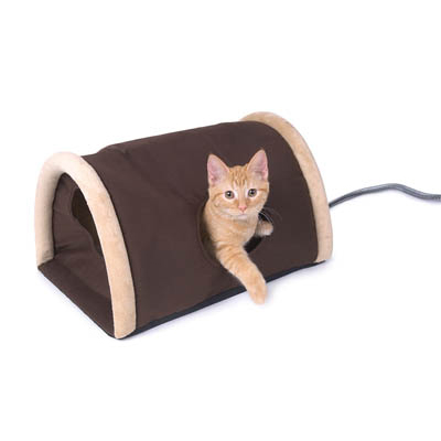 Pet Beds & Houses K&H Manufacturing KH3983 Outdoor Heated Kitty Camper with Heated Pad 14 x 20 Inches UTM423
