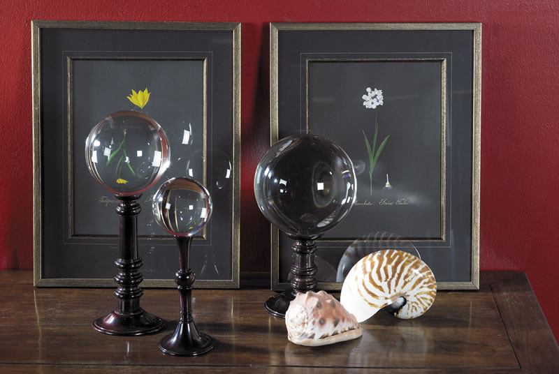 Authentic Models MC223 Crystal Balls - Set of 3