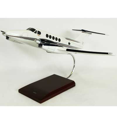 Toys and Models B200 Super King Air
