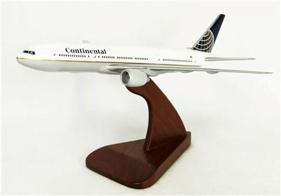 Toys and Models B727-200 Continental