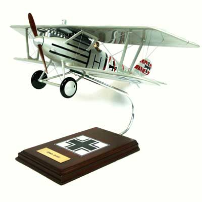 Toys and Models Pfalz D-III Fighter