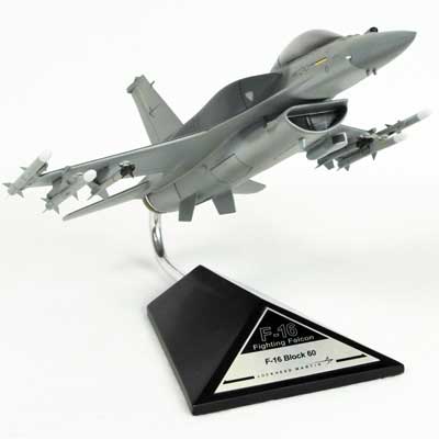 Toys and Models F-16C Falcon Block 60 by Toys and Models