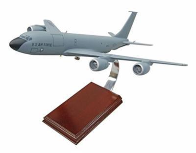 Toys and Models KC-135R Stratotanker