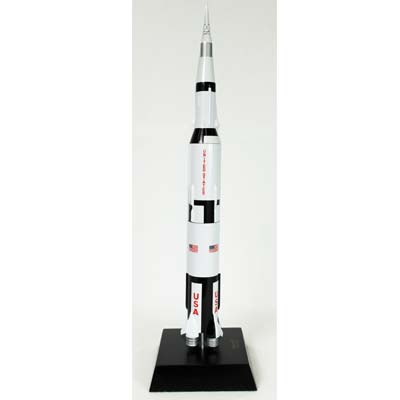 Toys and Models Saturn V with Apollo