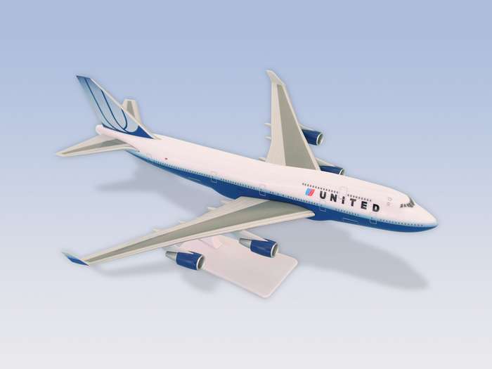 Daron PR004 United Airlines B747400 1:250 Model Airplane
