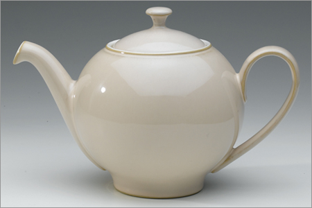 Denby PRL-091 Natural Pearl Teapot