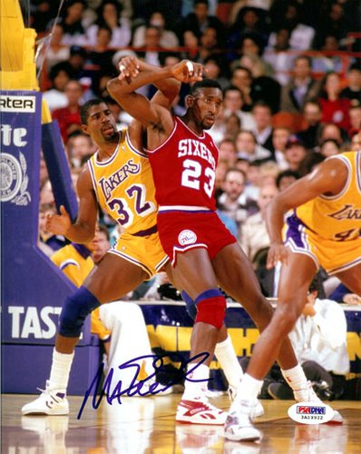 All About Autographs AAA-76141 Magic Johnson Los Angeles Lakers NBA Hand Signed 8x10 Photo Arm Lock