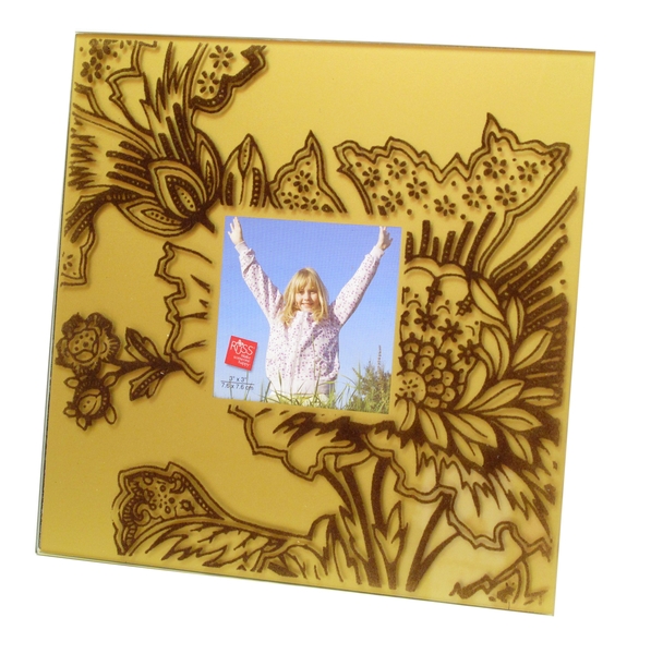 0193-36439 Velvet Square Frame - Gold With 2 Hooks For Hanging