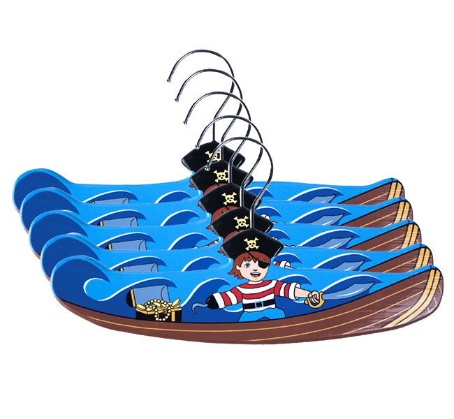 Kidorable medium pirate hanger sets 5