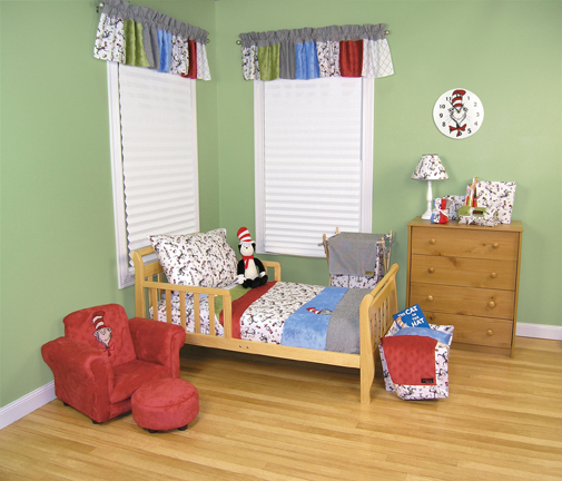 Trend Lab 30054 Toddler Bedding 4Pc Dr. Seuss Cat In The Hat Print