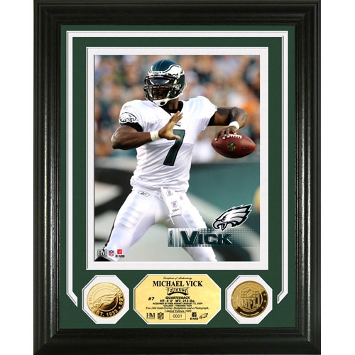 Highland Mint PHOTO2489K Michael Vick First Game as a Philadelphia Eagle 24KT gold Photo Mint