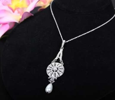 Beverly Clark 56-2227 Chandelier Necklace With Round Pearl Center - Silver