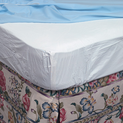 Queen Contoured Plastic Mattress Protector For Home Beds