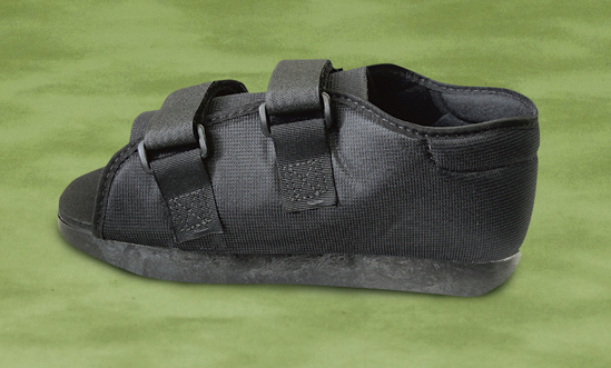 Medline ORT30300WS SemiRigid PostOp Shoe  Womens  Small