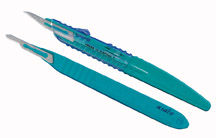 Medline MDS15311 Surgical Blades and Disposable Scalpels - Size 11
