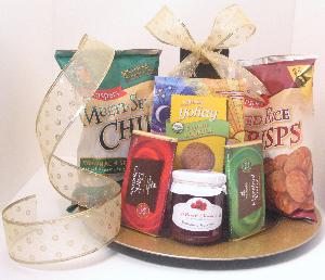 The Natural Gift Baskets LLC 381 Medium Holiday Basket