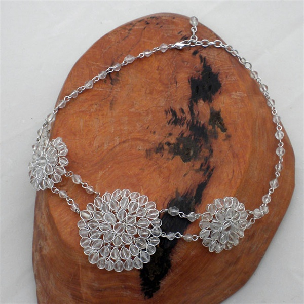 Gifts with Humanity IJGN02White205023 Baby s Breath Flower Necklace India