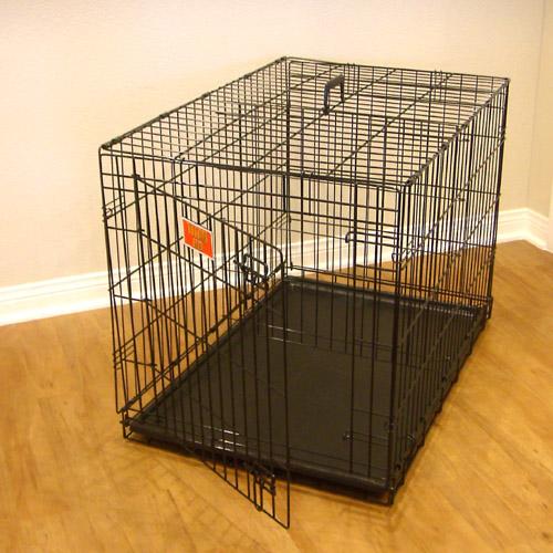 Majestic Pet 788995011309 30 In. Medium Single Door Folding Dog Crate Cage