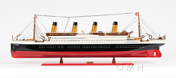 C023 Titanic Painted Xl