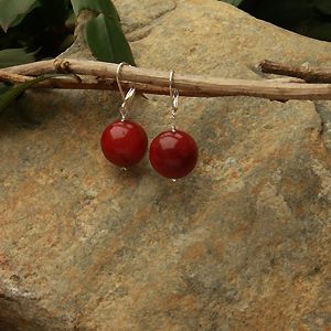 Berdrj10116001lb Euro Lever Back 16mm Round Dyed Red Jade Earrings