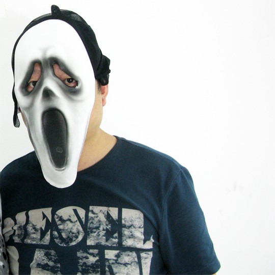CET Domain G0000013 Halloween White Scary Mask