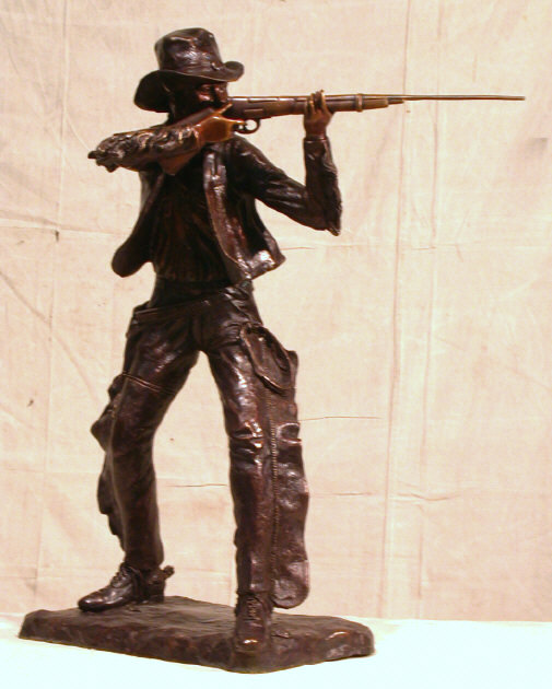 Metropolitan Galleries SRB30344 Cowboy with Rifle Bronze