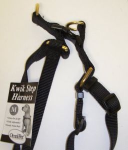445-19020 No.19mbk Step In Harness Nylon Size 18-28in Medium Color Black