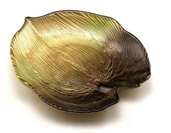 Arda Glassware 67440330 Palm Leaf Handmade 544;5x544;5 In. Leaf Dish Set of 4 Metallic Golden Green Brown by Arda Glassware