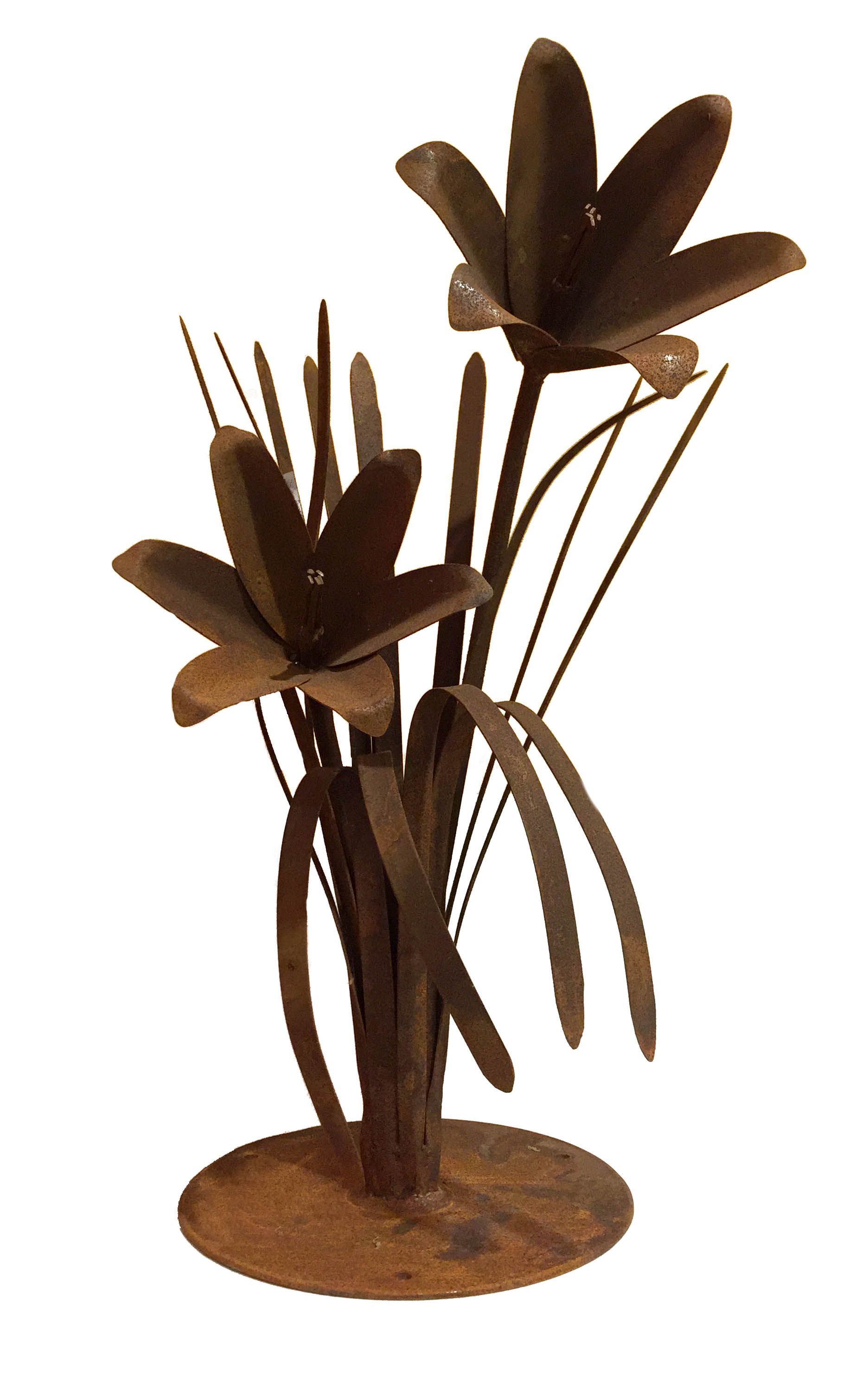 S675 Small Lily Garden Sculpture - Caroline