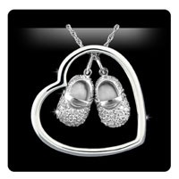 Cheap Solstice Design Studio HSD-FDN 14k White Gold 1.02 ct tw Diamond Heart-n-Sole Necklace with 16 Inch Chain