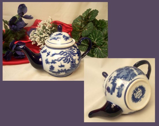Blue Willow Ceramic Round Teapot