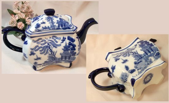 Blue Willow Ceramic Large Rectangular Teapot