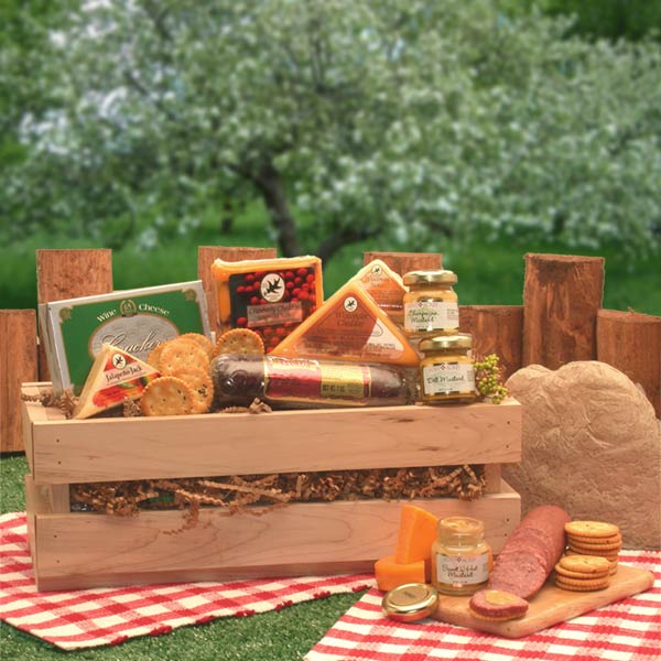 Signature Sausage and Cheese Crate 820432