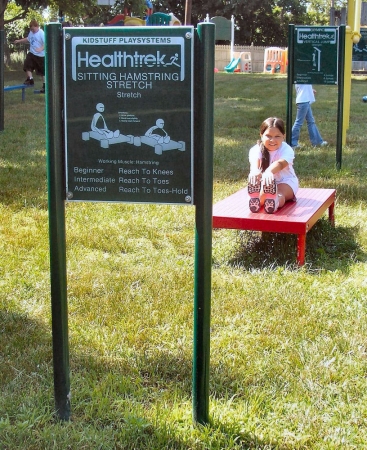 Htk18 Sitting Hamstring Stretch Bench And Sign