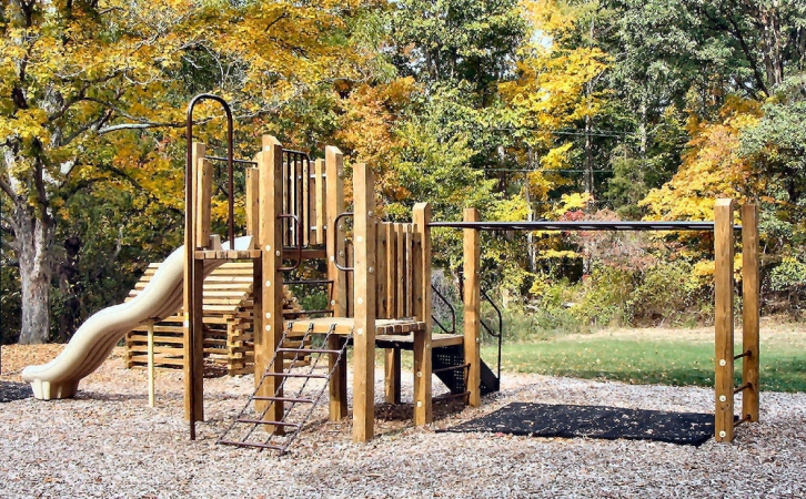 Ages 5-12 Wood Playsystem