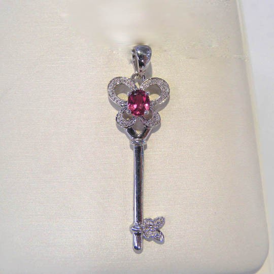 CET BJ011067 Round-Cut Tourmaline Design Pendant - 0.35 Ct