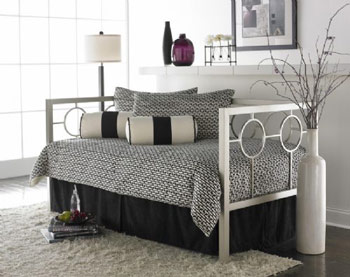 Legget Platt B10053 Astoria Daybed without Link Spring Daybed Champagne
