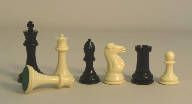 4 In. Triple Tournament Chessmen