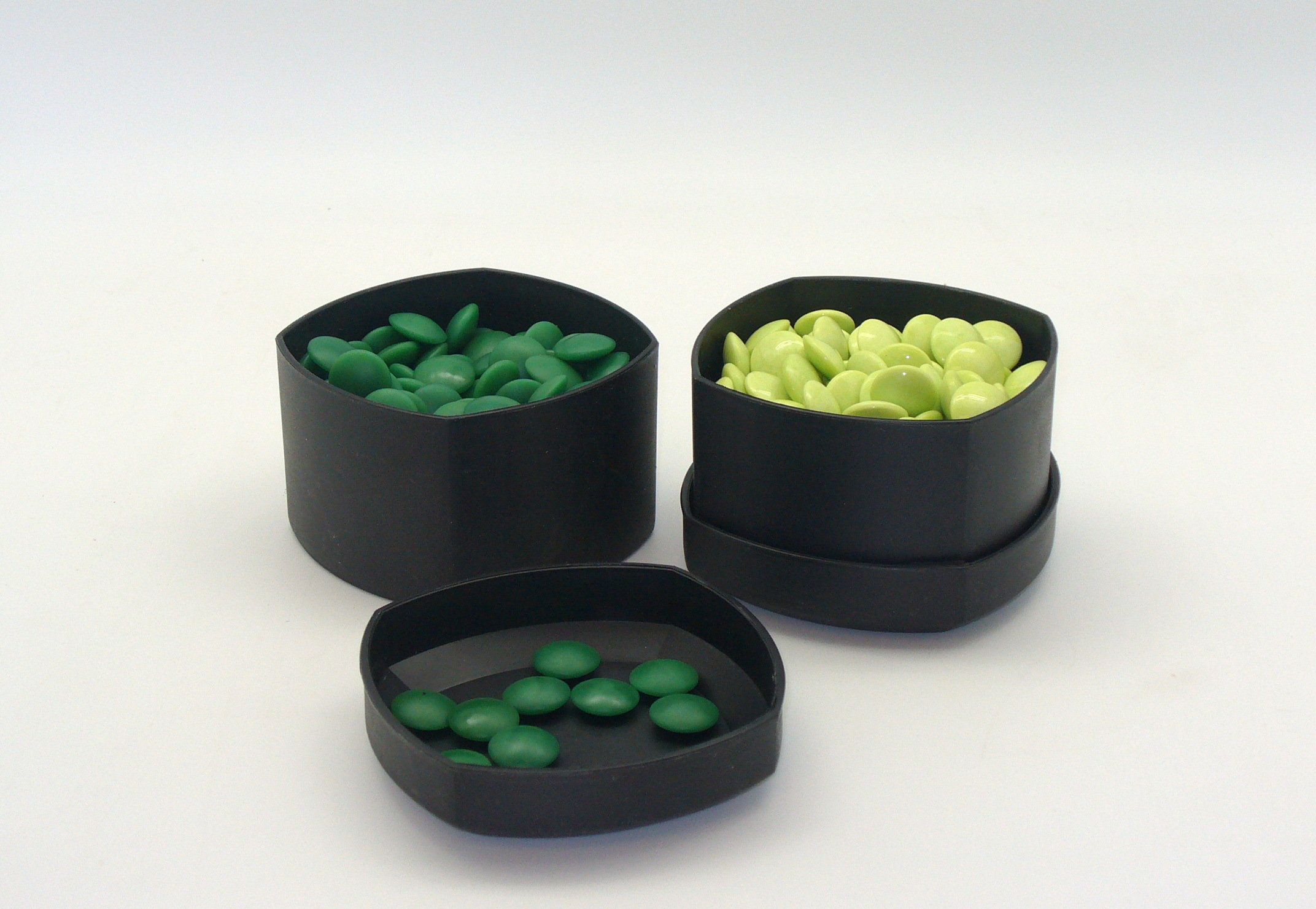 22801k-8gn 8mm Green Glass Stones And Grey Bowls