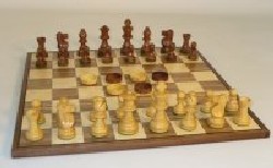 30sf - 35 - Wc French Chess And Checker Set Games