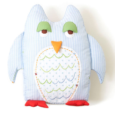 S11p13 Owl Shaped Pillow