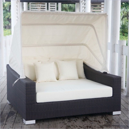 Source Outdoor SO21436 King Wicker Day Bed