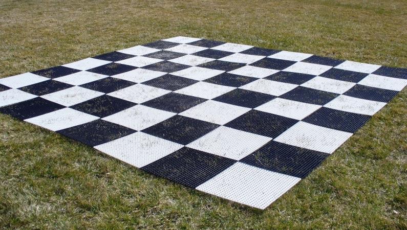 Gcb15 Plastic Grid Chess Board
