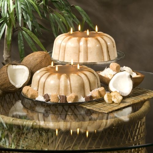 Hearth Home Traditions 17275 Bunt Delights Candle Macaroon with Fudge