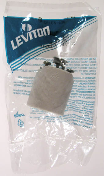 Leviton Keyless Lamp Socket 004-3152-8