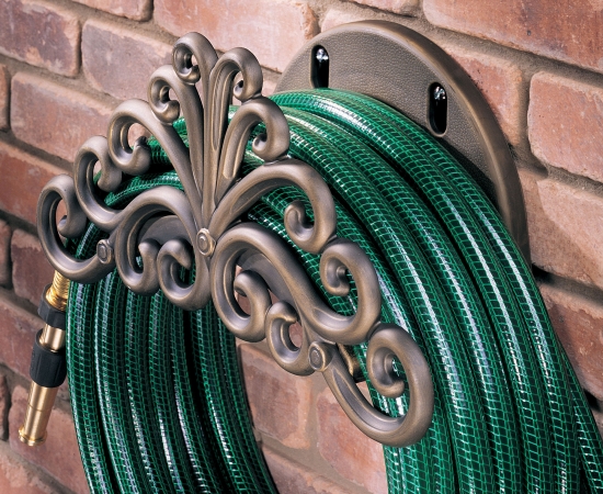 Ames Decorative Hose Hanger 2391600