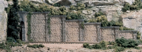 N Retaining Wall Cut Stone