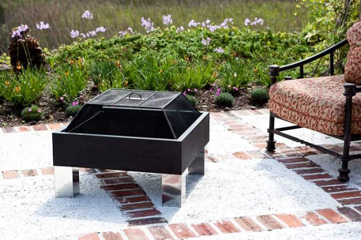 Fire Sense 60454 Fire Sense HotSpot Square Fire Pit